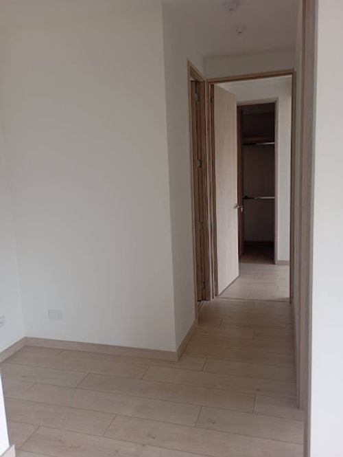 Apartamento de 2 alcobas en arriendo en Rionegro, 70 m² · foto 9 de 15