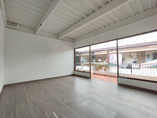 Local en arriendo en El Retiro, 30 m² · foto 3 de 13