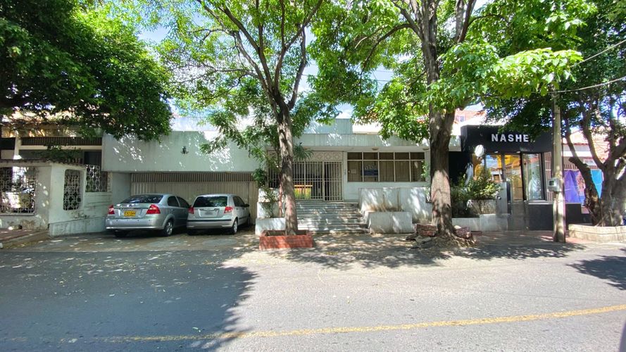 Casa de 11 alcobas en venta en Caobos, Cúcuta, 570 m² · foto 2 de 20