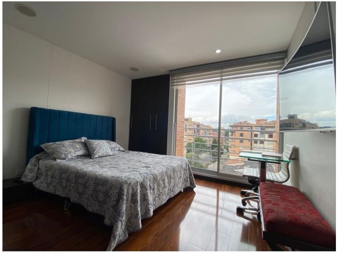 Apartamento de 3 alcobas en venta en Santa Barbara, Bogotá, 198 m² · foto 14 de 22
