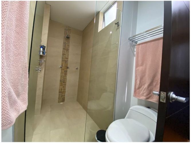 Apartamento de 3 alcobas en venta en Santa Barbara, Bogotá, 198 m² · foto 16 de 22