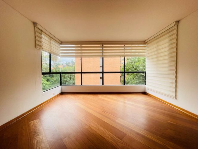 Apartamento en venta en El Poblado, Medellín · foto 3 de 20