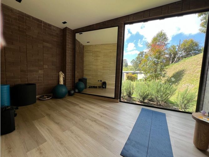 Casa de 5 alcobas en venta en Samaria, El Carmen de Viboral, 419 m² · foto 11 de 24