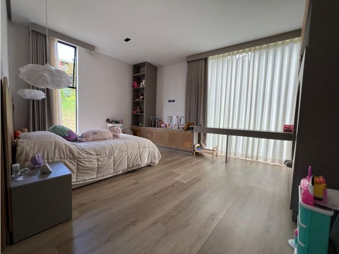 Casa de 5 alcobas en venta en Samaria, El Carmen de Viboral, 419 m² · foto 12 de 24