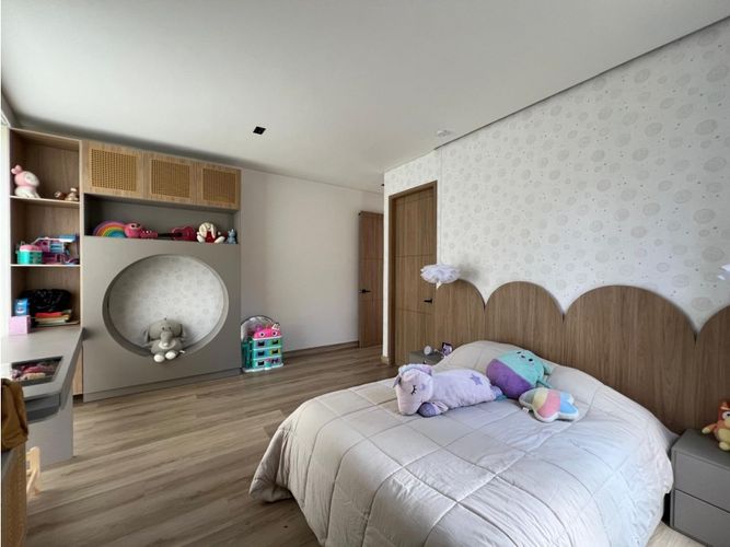 Casa de 5 alcobas en venta en Samaria, El Carmen de Viboral, 419 m² · foto 13 de 24