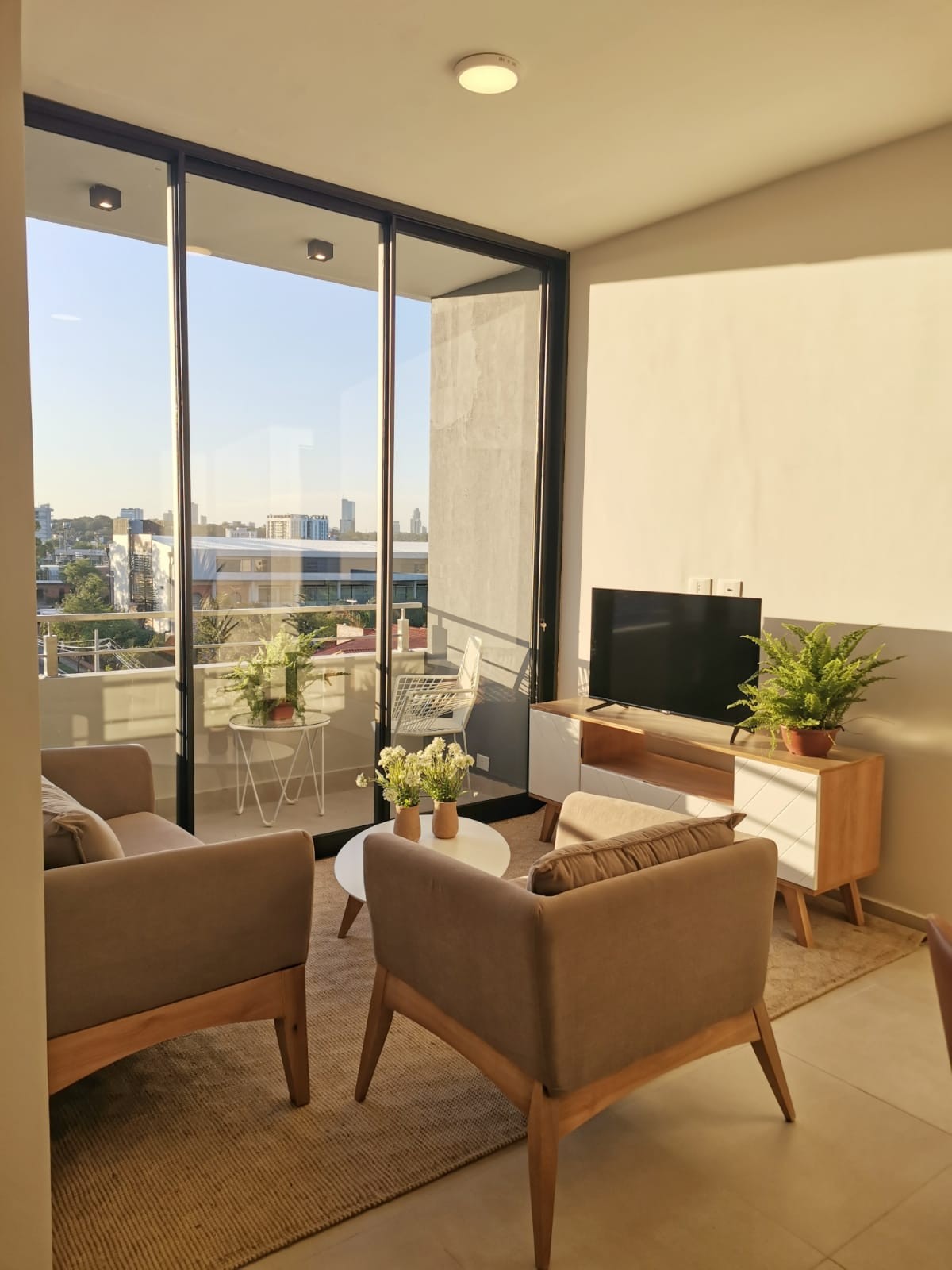 Oportunidad por tiempo limitado - Dpto 1 dormitorio + cochera – Laguna Club | Frente al CIT y Diseño Moderno — foto 2