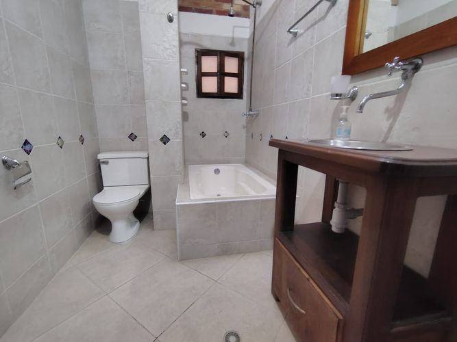 Casa de 3 alcobas en venta en Vereda La Doctora, Sabaneta, 450 m² · foto 10 de 19
