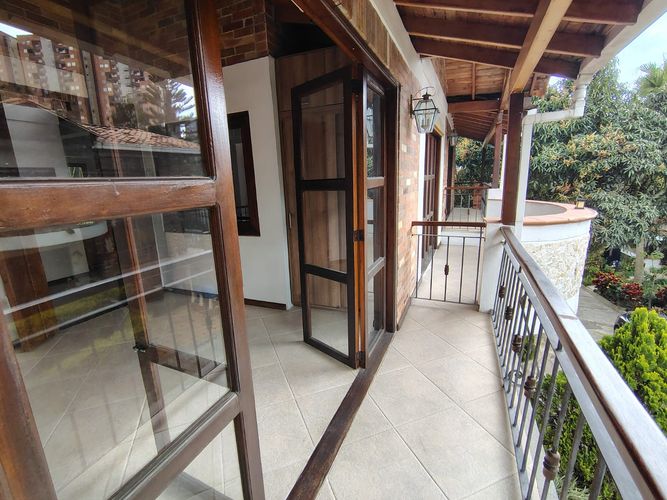 Casa de 3 alcobas en venta en Vereda La Doctora, Sabaneta, 450 m² · foto 18 de 19