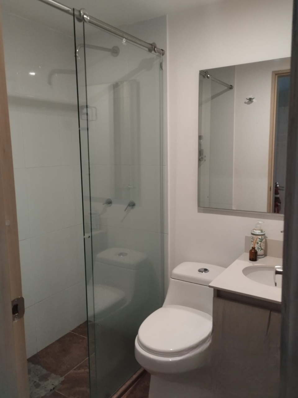 Apartamento en arriendo en Los Balsos, Medellín · foto 2 de 24