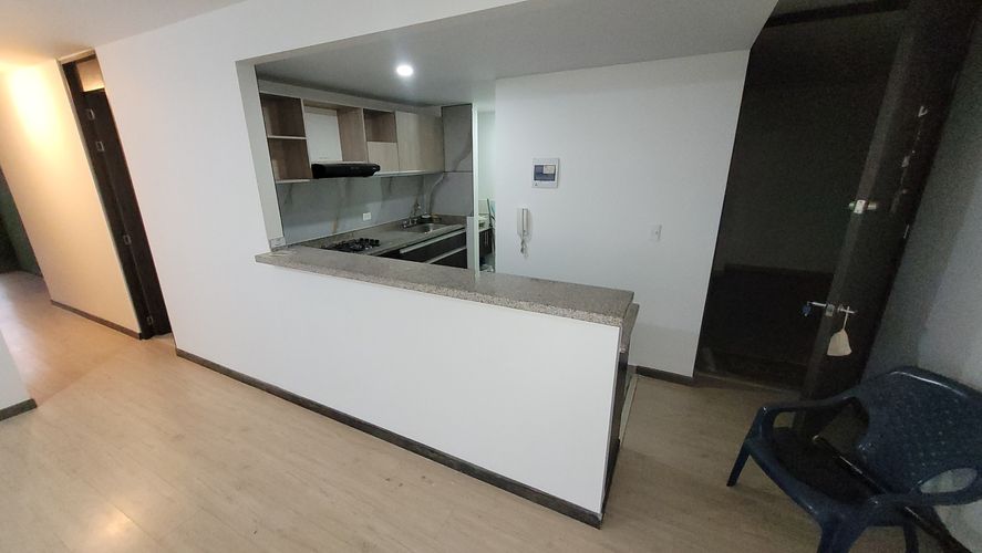 Apartamento de 3 alcobas en venta en Centro, Funza, 87 m² · foto 2 de 19
