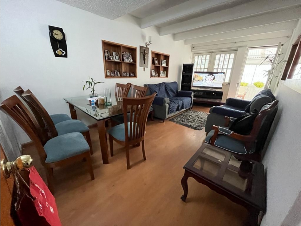 Casa en venta en La Estrada, Bogotá · foto 6 de 13