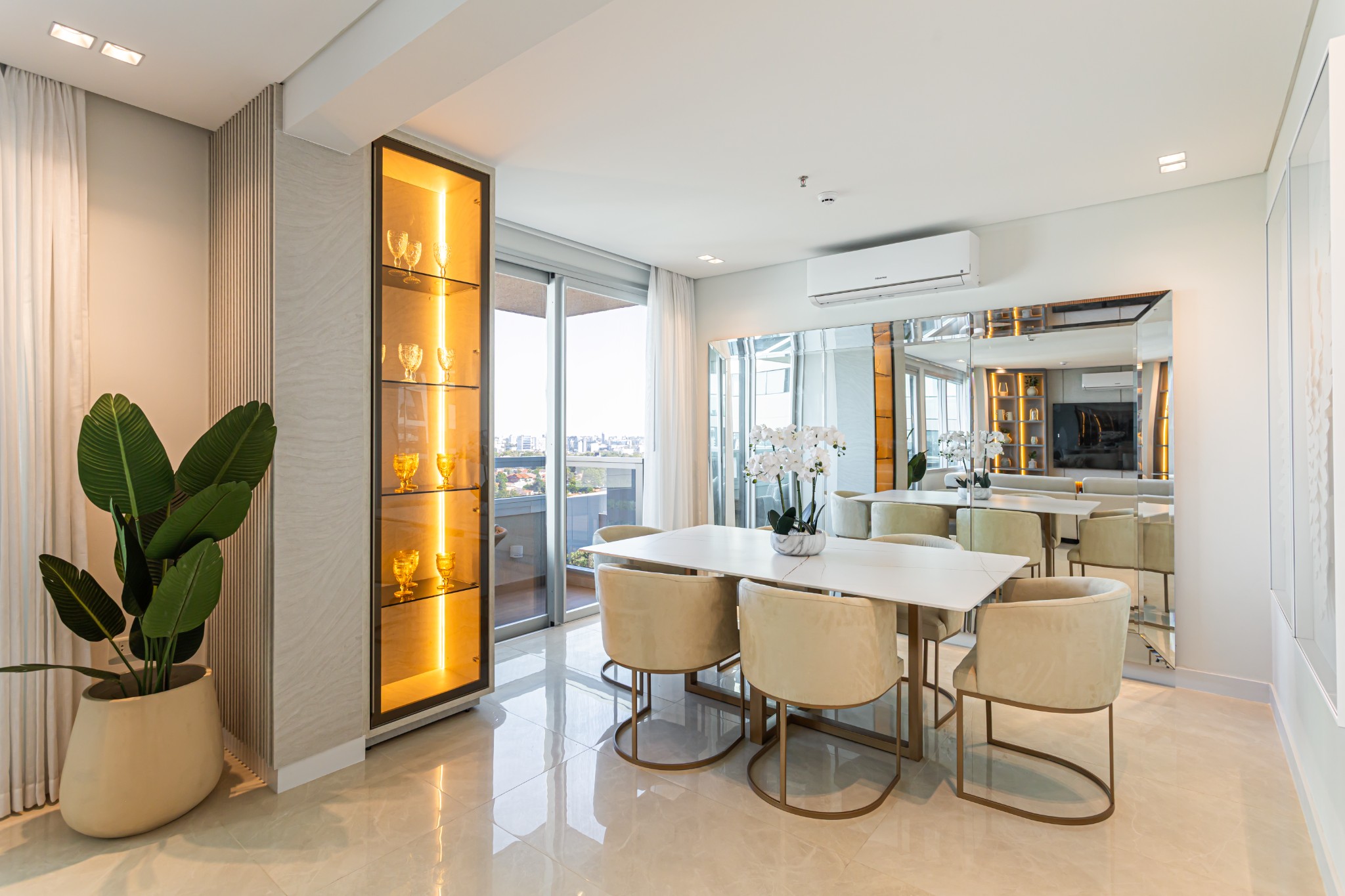 Alquilo Exclusivo departamento completamente amoblado en Eminent Armani — foto 3