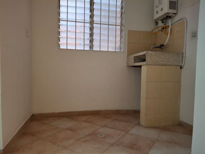 Apartamento de 3 alcobas en venta en Laureles, Medellín, 90 m² · foto 17 de 21