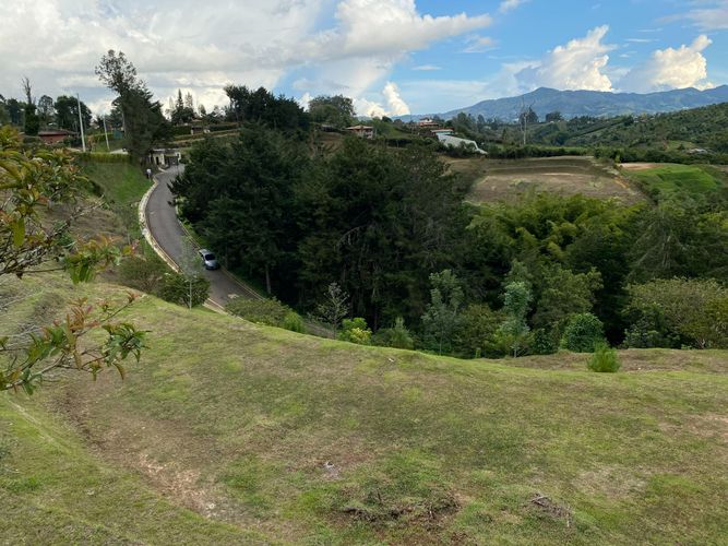 Lote en venta en Cascajo Arriba, Marinilla, 3000 m² · foto 4 de 11