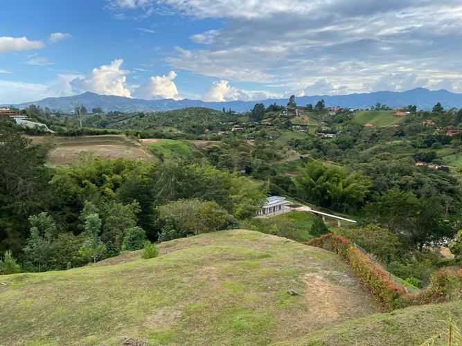 Lote en venta en Cascajo Arriba, Marinilla, 3000 m² · foto 6 de 11