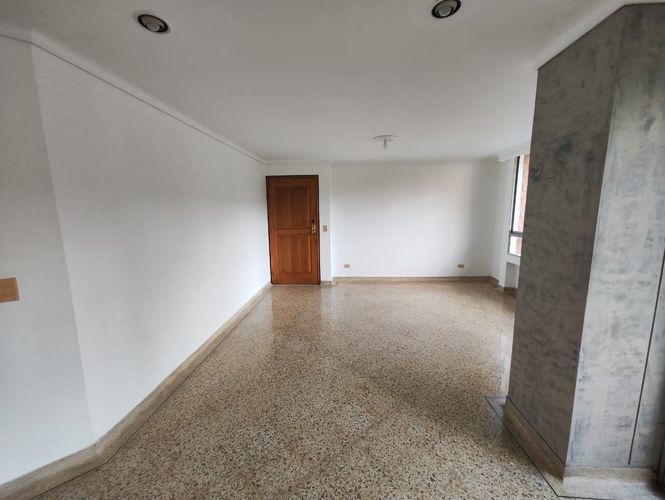 Apartamento de 3 alcobas en arriendo en Laureles, Medellín, 150 m² · foto 7 de 20