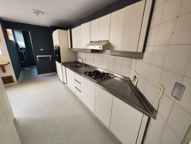 Apartamento de 3 alcobas en arriendo en Laureles, Medellín, 150 m² · foto 8 de 20