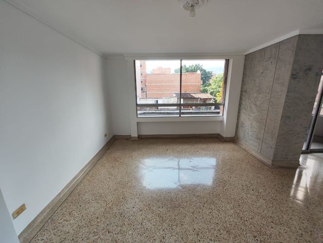 Apartamento de 3 alcobas en arriendo en Laureles, Medellín, 150 m² · foto 12 de 20