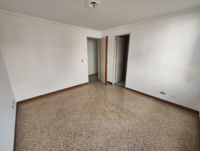 Apartamento de 3 alcobas en arriendo en Laureles, Medellín, 150 m² · foto 13 de 20