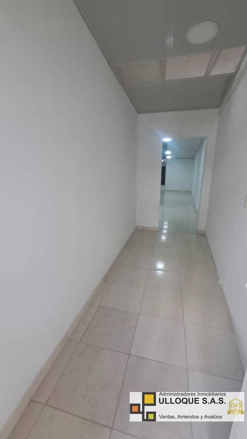 Casa de 6 alcobas en venta en Bolivar, Bucaramanga, 188 m² · foto 4 de 24