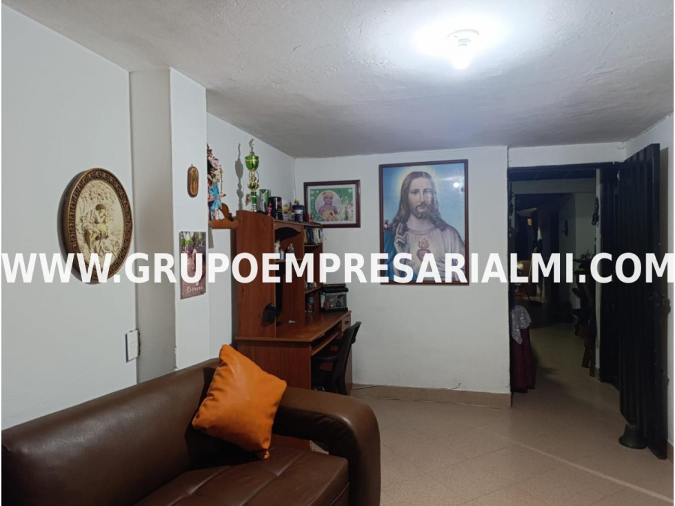 Apartaestudio en venta en La milagrosa, Medellín 3