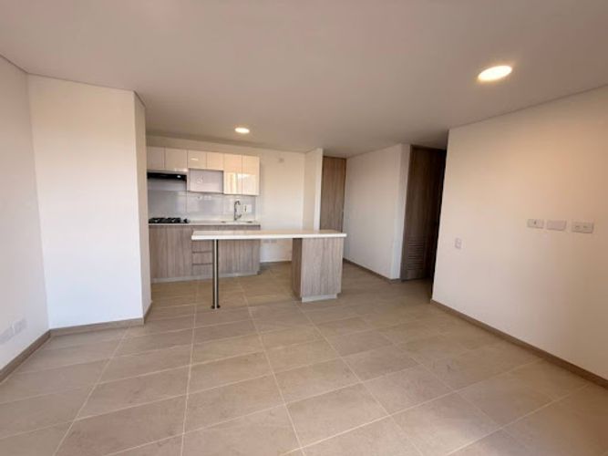 Apartamento de 3 alcobas en arriendo en San Jose, Sabaneta, 70 m² · foto 2 de 24