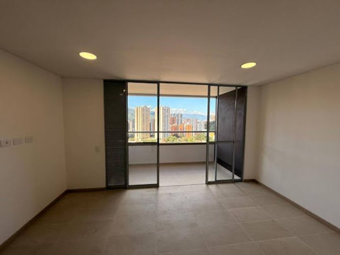 Apartamento de 3 alcobas en arriendo en San Jose, Sabaneta, 70 m² · foto 4 de 24
