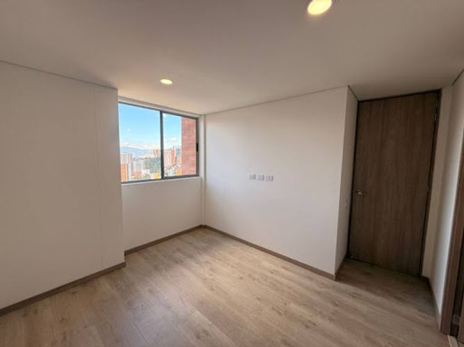 Apartamento de 3 alcobas en arriendo en San Jose, Sabaneta, 70 m² · foto 15 de 24