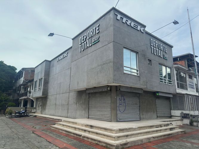 Local en arriendo en El Templete, Cali, 330 m² · foto 3 de 24
