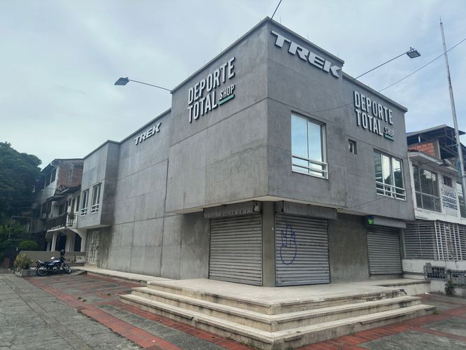 Local en arriendo en El Templete, Cali, 330 m² · foto 23 de 24