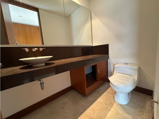 Apartamento de 3 alcobas en venta en Cola Del Zorro, Medellín, 303 m² · foto 19 de 21