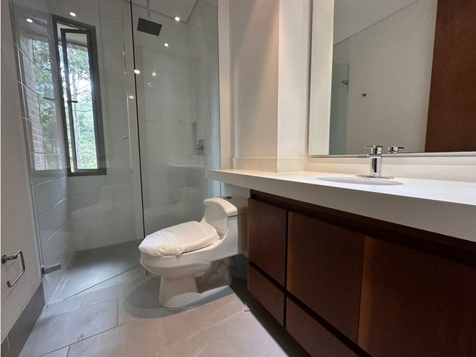 Apartamento de 3 alcobas en venta en Cola Del Zorro, Medellín, 303 m² · foto 20 de 21