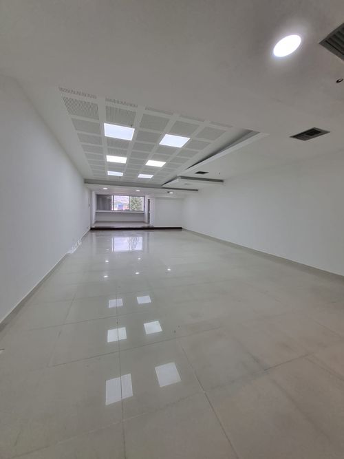 Local en arriendo en Unicentro Cali, Cali, 89 m² · foto 4 de 7