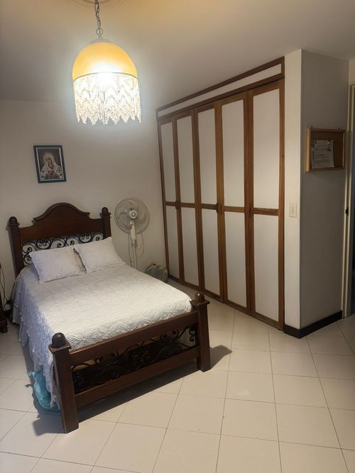 Apartamento de 3 alcobas en venta en Calasanz, Medellín, 98 m² · foto 3 de 18