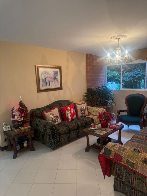 Apartamento de 3 alcobas en venta en Calasanz, Medellín, 98 m² · foto 9 de 18
