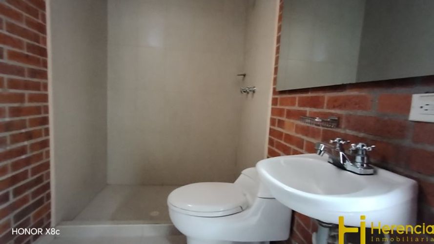 Oficina en arriendo en San Diego, Medellín, 62 m² · foto 10 de 13