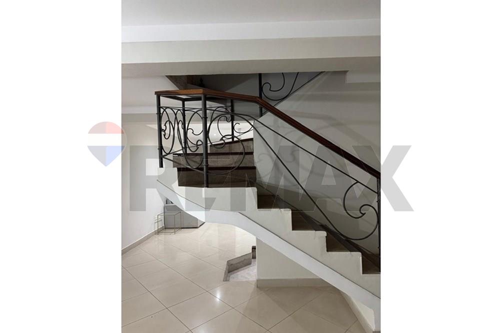 DÚPLEX EN ALQUILER – VILLA MORRA — foto 3