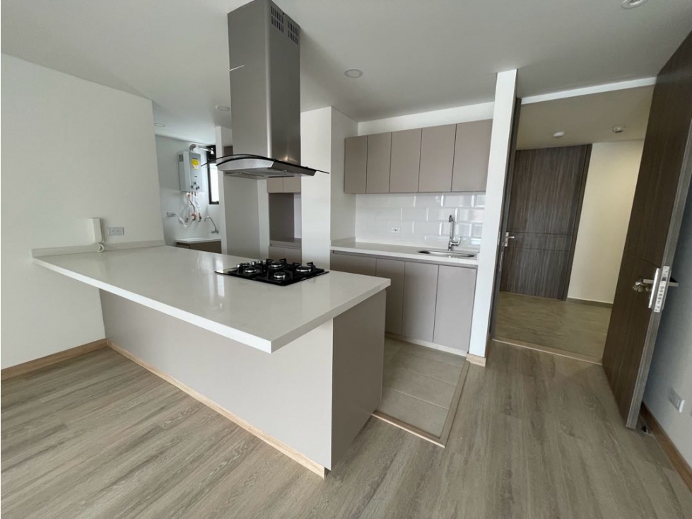 Apartamento en venta en Nuevo Country, Bogotá · foto 2 de 24