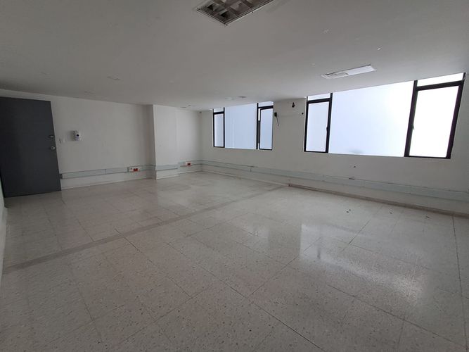 Consultorio en arriendo en Sector Lago Uribe, Pereira, 221 m² · foto 4 de 12