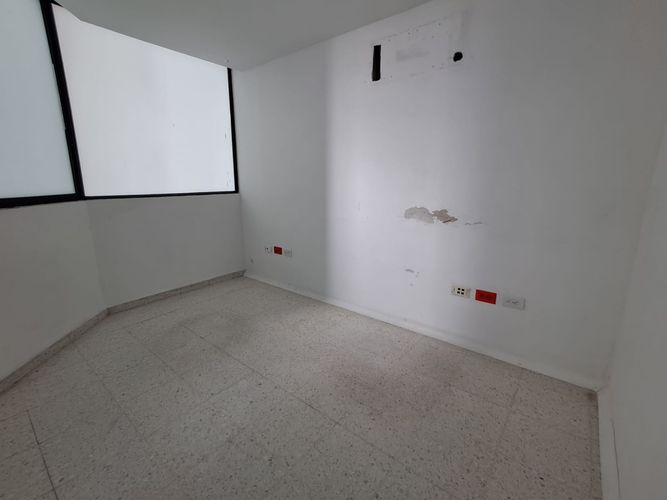 Consultorio en arriendo en Sector Lago Uribe, Pereira, 221 m² · foto 5 de 12