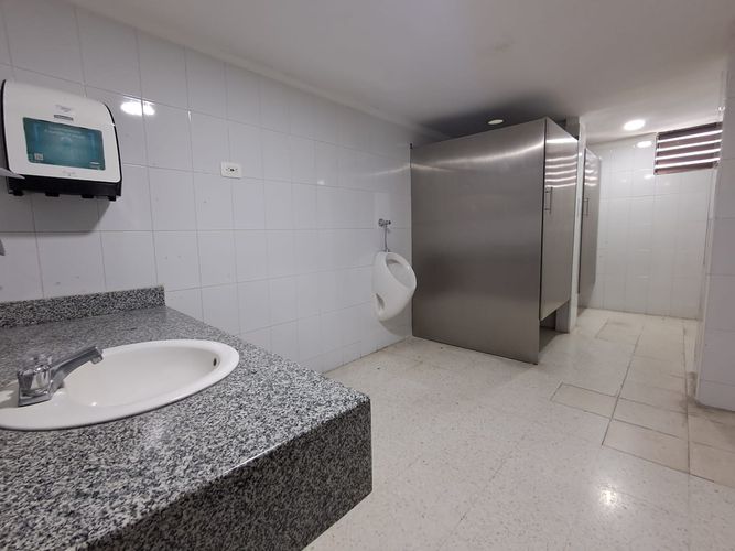 Consultorio en arriendo en Sector Lago Uribe, Pereira, 221 m² · foto 8 de 12