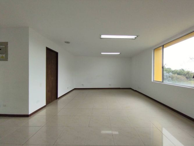 Oficina en venta en Playa Rica-Rancheria, Rionegro, 46 m² · foto 3 de 14