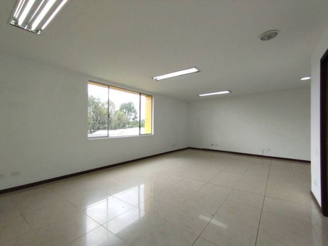 Oficina en venta en Playa Rica-Rancheria, Rionegro, 46 m² · foto 5 de 14