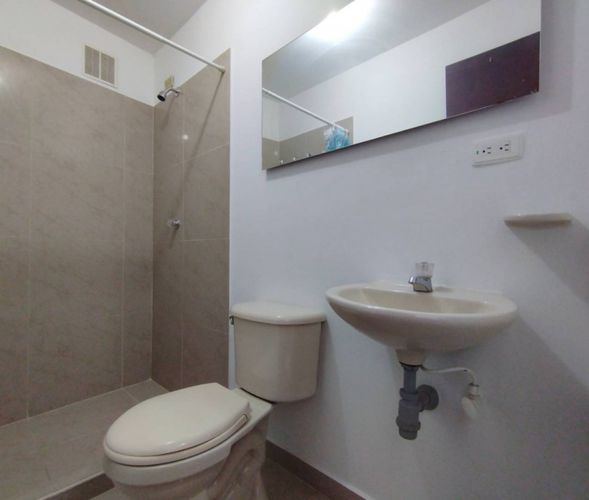 Oficina en venta en Playa Rica-Rancheria, Rionegro, 46 m² · foto 8 de 14