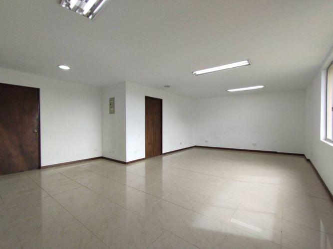 Oficina en venta en Playa Rica-Rancheria, Rionegro, 46 m² · foto 10 de 14