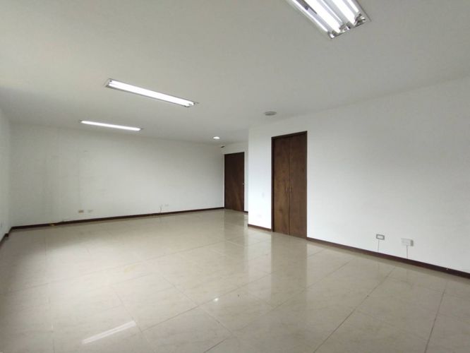 Oficina en venta en Playa Rica-Rancheria, Rionegro, 46 m² · foto 12 de 14