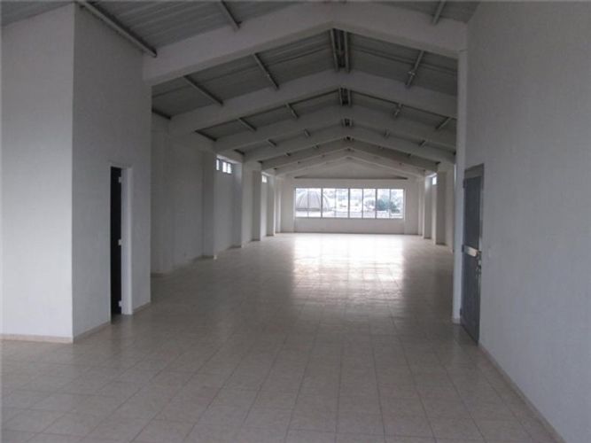 Local en arriendo en Bretaña, Cali, 299 m² · foto 2 de 13
