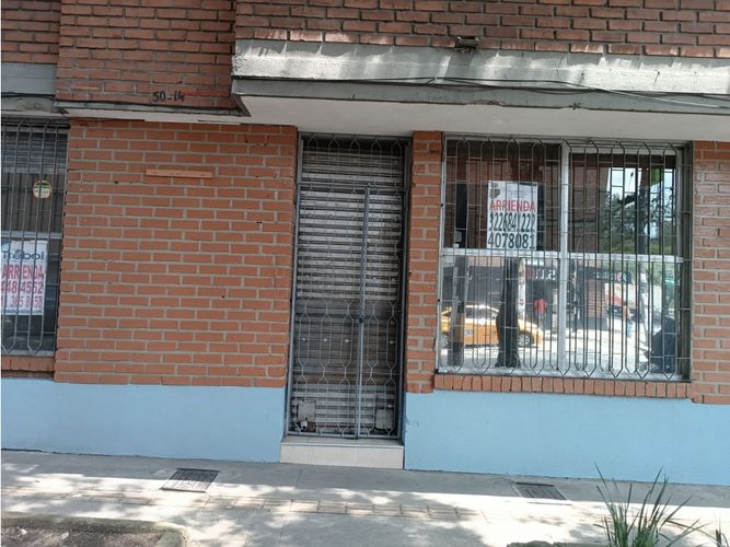 Local en arriendo en Estadio, Medellín, 32 m² · foto 2 de 3