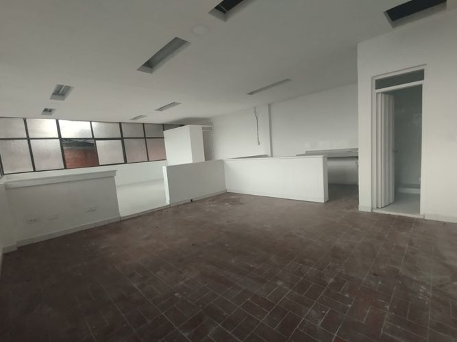 Bodega en arriendo en Conjunto Cerrado Zapan, Dosquebradas, 2000 m² · foto 4 de 11