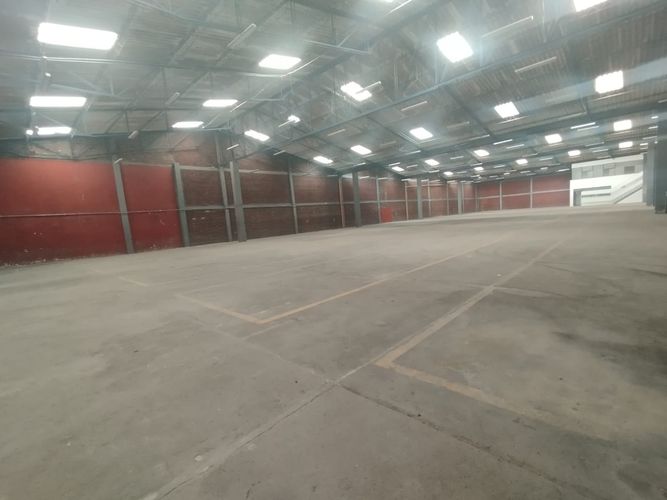 Bodega en arriendo en Conjunto Cerrado Zapan, Dosquebradas, 2000 m² · foto 6 de 11